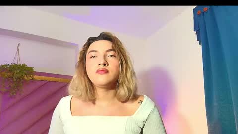   online show from October 2025 01:47:02 PM