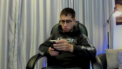 Tomas online show from April 2026 10:54:01 AM