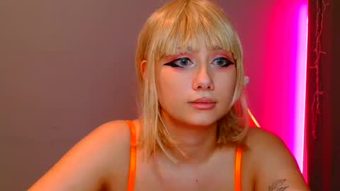 Galadriel online show from February 2025 12:48:02 PM