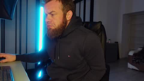  tommy burnzzz  online show from March 2025 02:36:01 AM