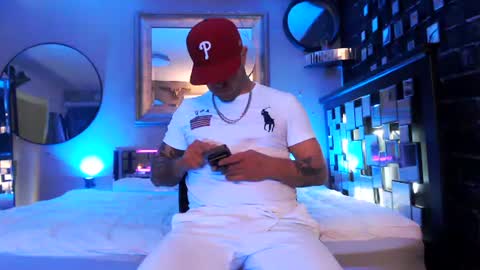 Snapshot of tommy_knuckles chatting on May 2026 12:59:01 PM Tommy online show from May 2026 12:59:01 PM
