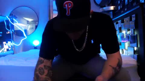 Snapshot of tommy_knuckles chatting on May 2026 05:24:02 AM Tommy online show from May 2026 05:24:02 AM