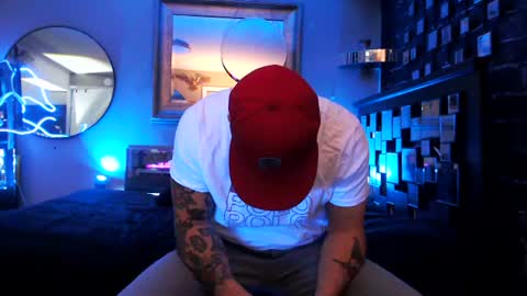 Snapshot of tommy_knuckles chatting on June 2026 03:53:01 AM Tommy online show from June 2026 03:53:01 AM