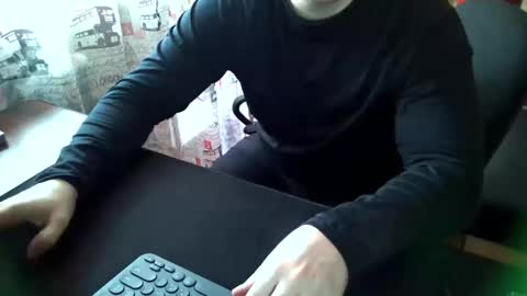 Tommi Li online show from January 2025 07:20:02 AM