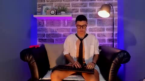 TOMMY WILD online show from July 2026 03:42:02 AM