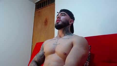 Snapshot of tommyblessd1 chatting on February 2025 10:08:02 AM Steven online show from February 2025 10:08:02 AM
