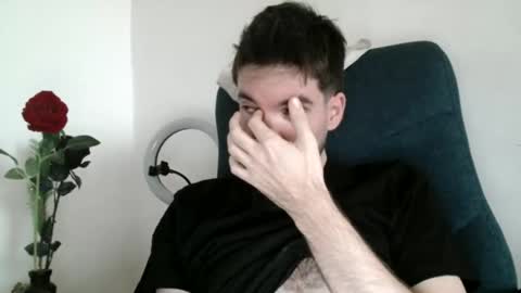 Onlyfans - Tomylind keep you in touch there online show from January 2026 09:14:02 AM