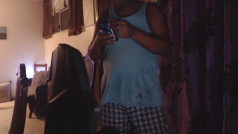 Antonio online show from November 2025 02:11:01 AM