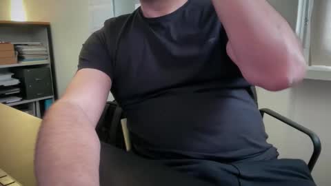 Snapshot of tonisun chatting on May 2026 01:28:02 PM tonisun online show from May 2026 01:28:02 PM