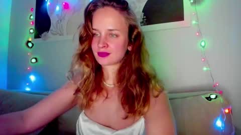 Snapshot of tony_and_alice chatting on October 2025 07:15:01 PM Tony and Alice online show from October 2025 07:15:01 PM