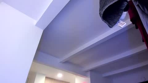 tony muscle1 online show from February 2025 01:26:01 AM