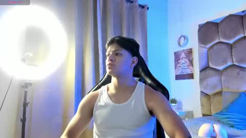 Snapshot of tony_petrov chatting on July 2026 04:18:01 AM tony_petrov online show from July 2026 04:18:01 AM