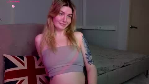 Snapshot of tonyameow chatting on June 2026 01:27:01 AM Tonya online show from June 2026 01:27:01 AM