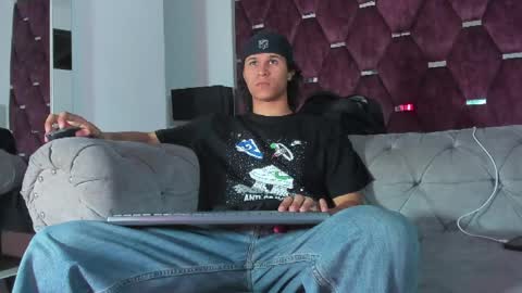 Snapshot of tonybenedetti chatting on May 2026 09:32:02 PM Tony Benedetti online show from May 2026 09:32:02 PM