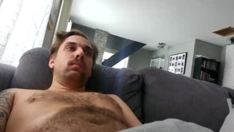 Snapshot of tonytto chatting on February 2025 06:58:01 PM tonytto online show from February 2025 06:58:01 PM