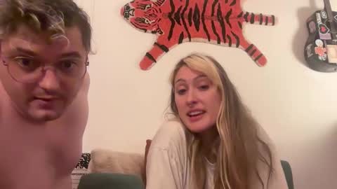 toobna2 online show from December 2025 03:00:02 AM