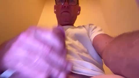 toohip420 online show from June 2026 05:39:02 PM