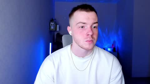 Snapshot of toohornyserj chatting on January 2025 08:43:02 PM toohornyserj online show from January 2025 08:43:02 PM