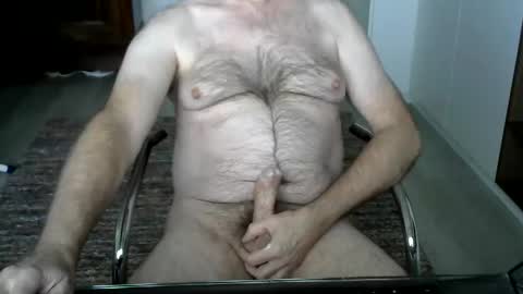 Snapshot of tooohard chatting on April 2026 12:06:02 PM Alex online show from April 2026 12:06:02 PM