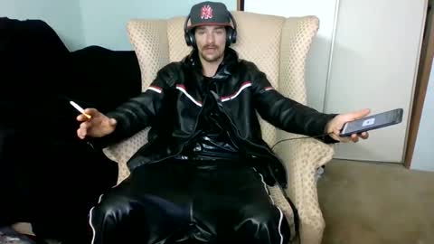 SagMeOreduceMe online show from November 2025 07:19:02 PM