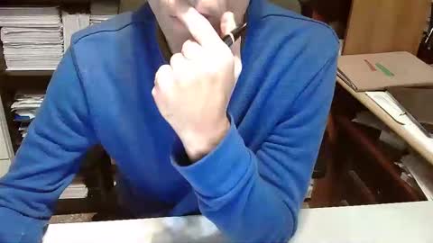 Topg84 online show from November 2025 05:11:01 PM