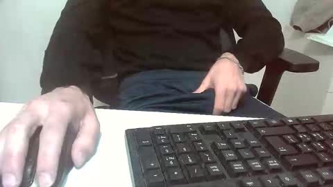 Topg84 online show from December 2025 06:35:02 PM