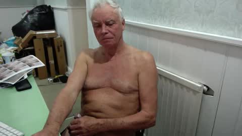 topsurgeon2025 online show from April 2026 11:50:01 PM