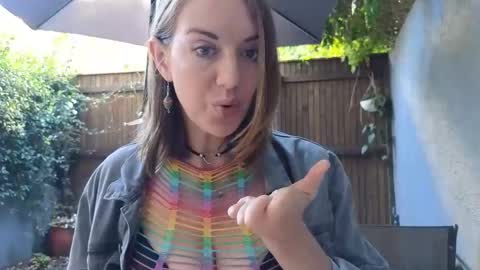 Topsy online show from February 2026 07:26:01 AM