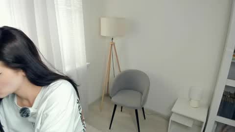 Lora online show from June 2026 04:12:01 PM