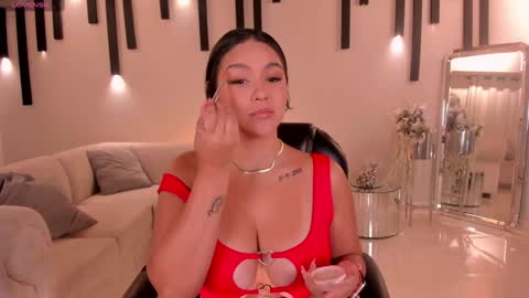 Tori Cross online show from February 2025 11:43:02 AM