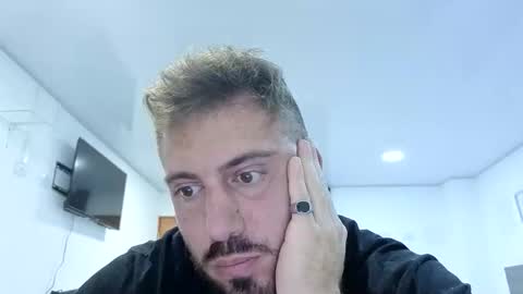 toro_arrapato online show from April 2026 12:26:02 AM