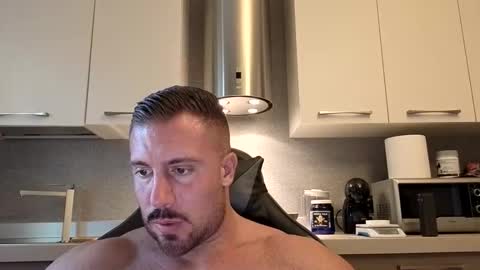 Snapshot of toro_arrapato chatting on May 2026 08:20:02 AM toro_arrapato online show from May 2026 08:20:02 AM