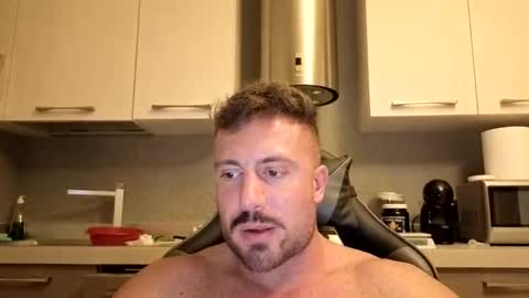 Snapshot of toro_arrapato chatting on May 2026 02:07:02 AM toro_arrapato online show from May 2026 02:07:02 AM