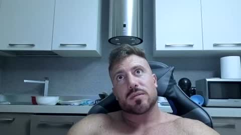 Snapshot of toro_arrapato chatting on June 2026 12:30:01 AM toro_arrapato online show from June 2026 12:30:01 AM