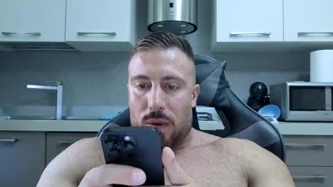 Snapshot of toro_arrapato chatting on June 2026 01:53:02 PM toro_arrapato online show from June 2026 01:53:02 PM