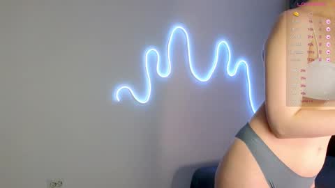 Toshi online show from September 2025 01:05:02 PM