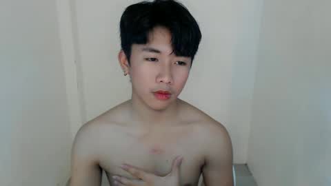 Snapshot of totalbabe1x chatting on March 2025 02:15:02 PM totalbabe1x online show from March 2025 02:15:02 PM