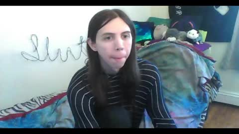 Snapshot of totalfuckingadorable chatting on May 2026 08:58:02 PM Luna online show from May 2026 08:58:02 PM