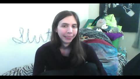Snapshot of totalfuckingadorable chatting on May 2026 01:33:01 AM Luna online show from May 2026 01:33:01 AM