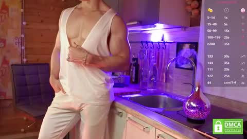 Paul online show from October 2025 04:05:02 AM