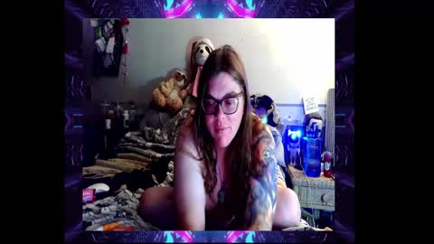 Toxiclove1311 online show from October 2025 01:45:01 AM