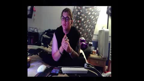 Toxiclove1311 online show from December 2025 12:28:02 AM