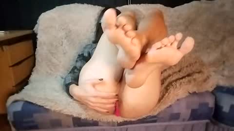 Sarah R. Lenor online show from December 2024 03:08:01 PM