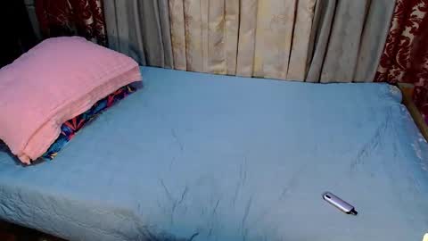 Gigi online show from April 2026 07:55:01 PM