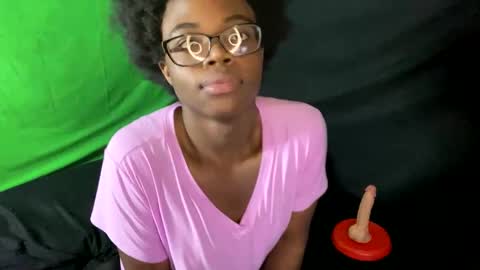 TransDomme Omi online show from March 2026 01:44:01 AM