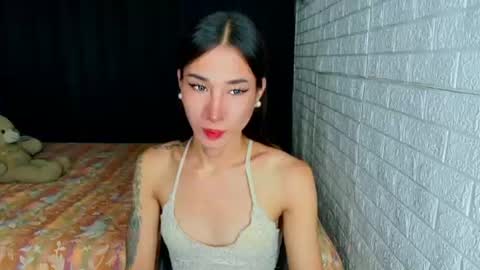 Snapshot of transmedusaxxx chatting on July 2026 12:46:01 AM Chloe online show from July 2026 12:46:01 AM