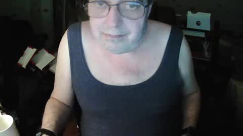 Snapshot of transmtfhello chatting on February 2025 11:21:02 PM Peter online show from February 2025 11:21:02 PM