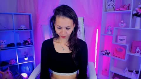 Tracy online show from June 2026 02:12:02 PM