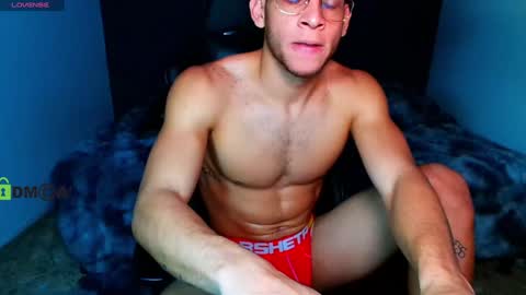 Snapshot of travisdiamonds chatting on January 2025 12:28:01 AM TRAVIS. online show from January 2025 12:28:01 AM