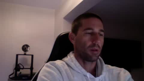 TravisKenn online show from March 2025 11:44:02 AM